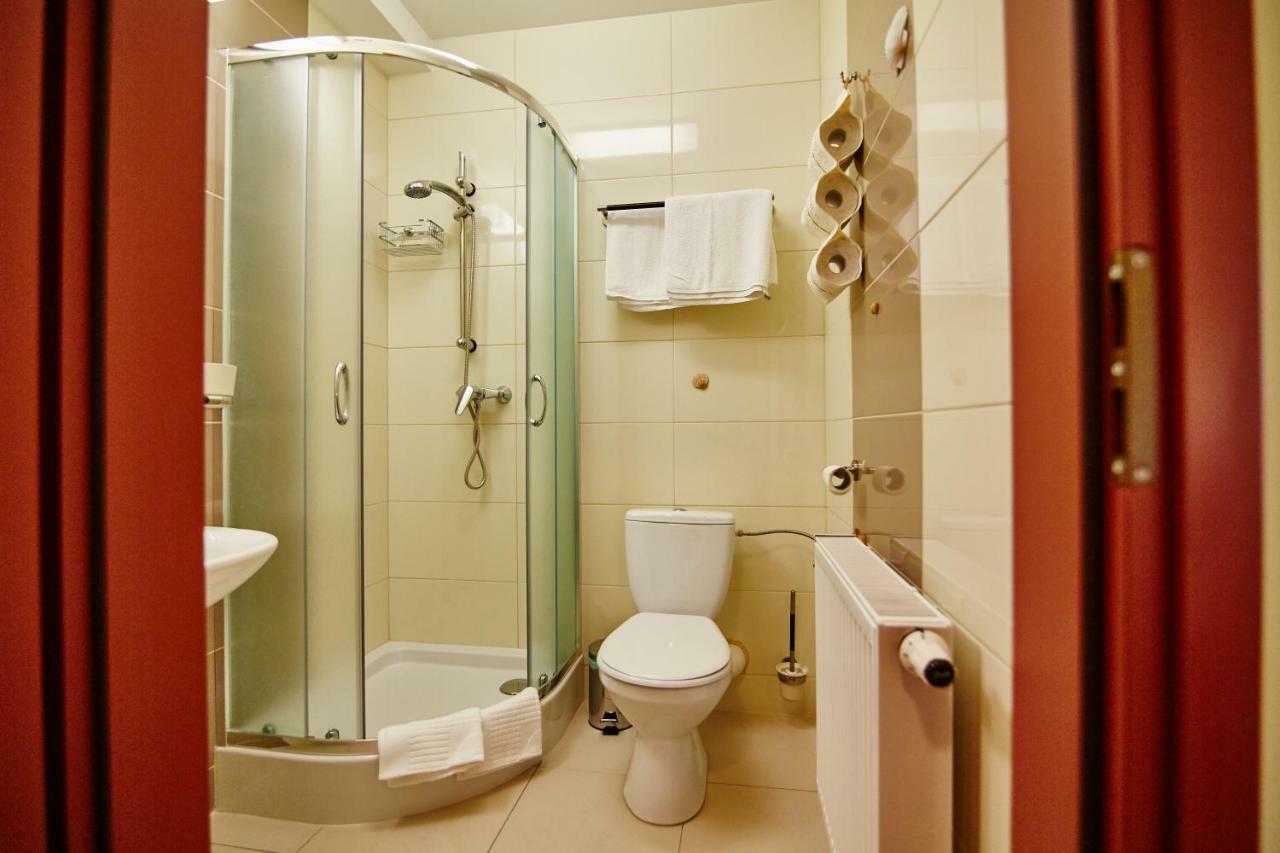 Centrum Obslugi Turysty Kordegarda Raczki  Extérieur photo